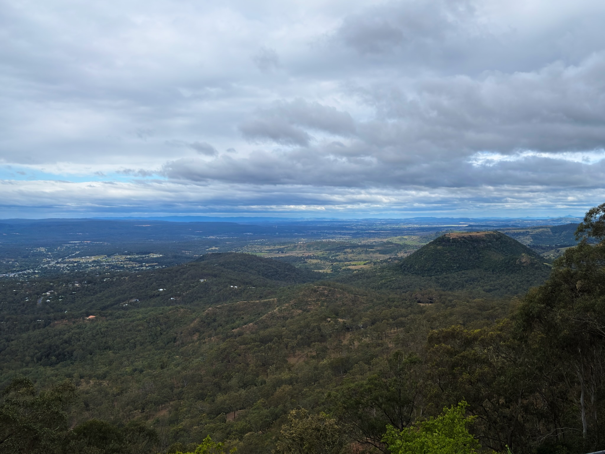 Picnic point lookout